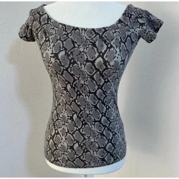 Lot of 9 Blouses Women’s Size Small Multi Brands Eileen Fisher Guess Tart - Picture 6 of 13